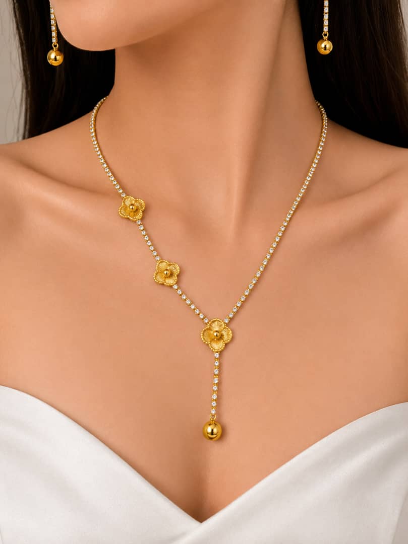 Necklace 