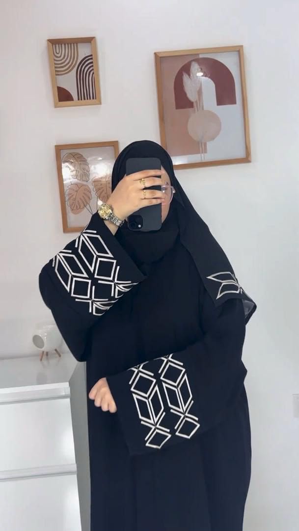 Dubai Abaya 